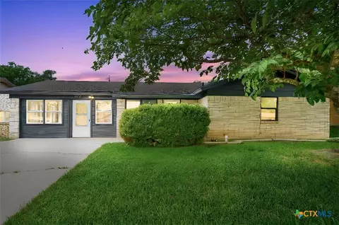 917 Holly St, Copperas Cove, TX 76522