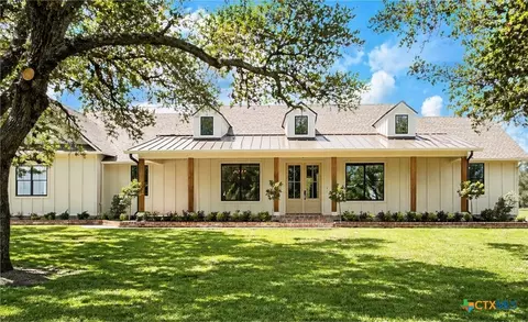 187 Mustang Valley Dr, Victoria, TX 77905