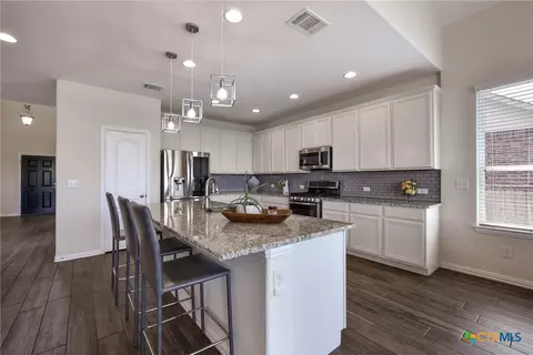 Kitchen - 521 Middle Brook Dr, Leander, TX 78641 photo 5 of 5