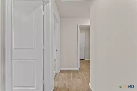 Entry Way - 210 Langston Dr, Uhland, TX 78640 photo 4 of 5