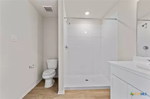 Bath - 210 Langston Dr, Uhland, TX 78640 photo 3 of 3