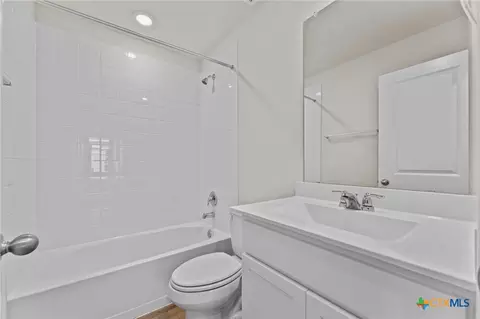 Bath - 210 Langston Dr, Uhland, TX 78640 photo 1 of 3