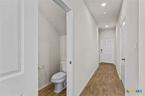 Entry Way - 140 Kendall Ln, Uhland, TX 78656 photo 5 of 7