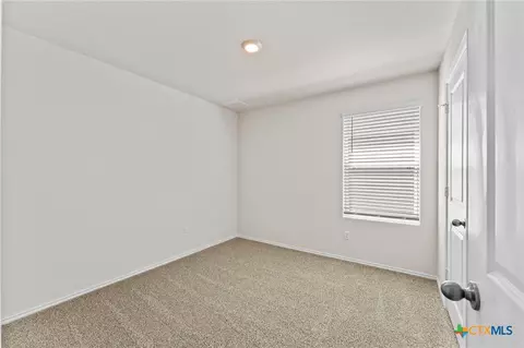 Bedroom - 132 Kendall Ln, Uhland, TX 78656 photo 3 of 5