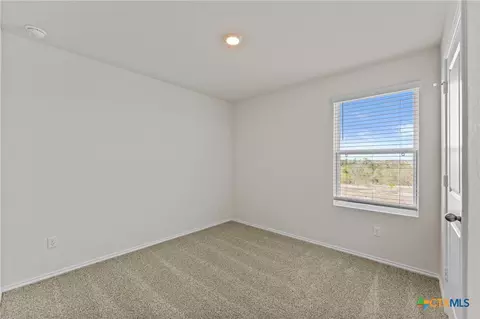 Bedroom - 132 Kendall Ln, Uhland, TX 78656 photo 1 of 5