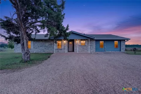 9406 N Highway 77, Burlington, TX 76519