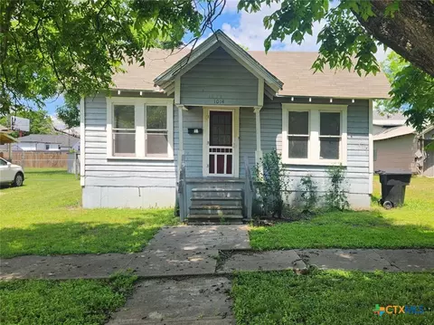 1014 S 29th St, Temple, TX 76504