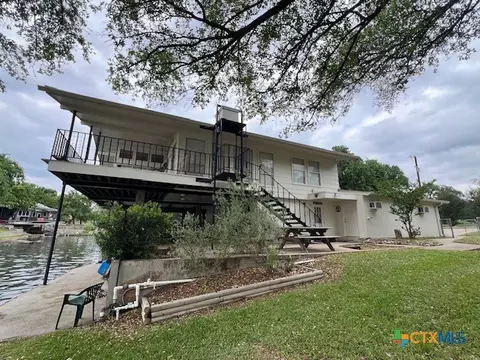 1128 Hill Circle East Dr, Granite Shoals, TX 78654
