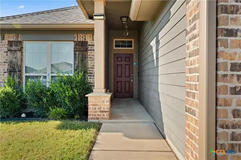 4124 Riata Ranch Rd, Waco, TX 76705