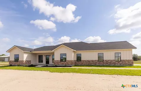 998 Bliss Dr, Victoria, TX 77904