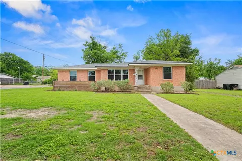 1803 S 15th St, Temple, TX 76504