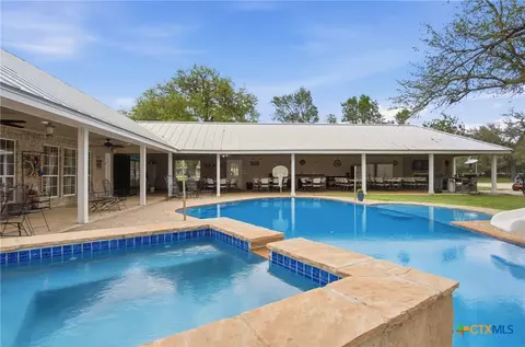 642 Phantom Rider Trl, Spring Branch, TX 78070