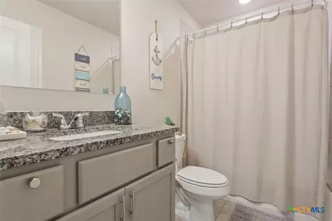 Bath - 6811 Mcgregor Loop, Killeen, TX 76549 photo 1 of 5