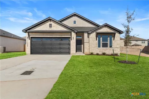 151 Grand Canyon Dr, Copperas Cove, TX 76522