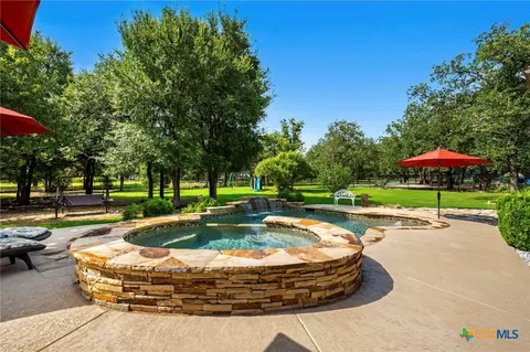 1105 Bella Risa Dr, Georgetown, TX 78633