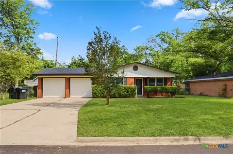 2105 S 51st St, Temple, TX 76504