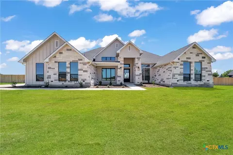 6774 Kings Mill Dr, Salado, TX 76571