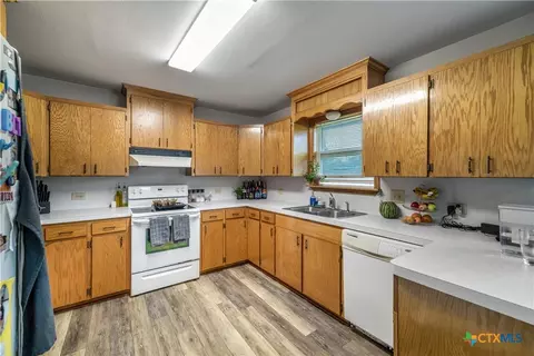 Kitchen - 394 Navidad, Vanderbilt, TX 77991 photo 1 of 2