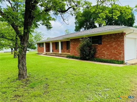 139 College Ave, Oglesby, TX 76561