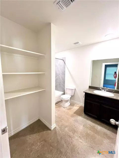 Bath - 2313 Zanoletti Ct, Temple, TX 76504 photo 5 of 7