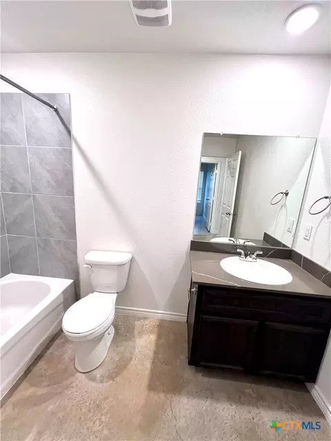 Bath - 2313 Zanoletti Ct, Temple, TX 76504 photo 6 of 7