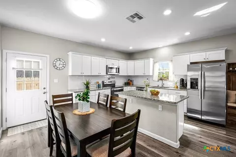 Other - 224 Spruce Ave, Luling, TX 78648 photo 3 of 11