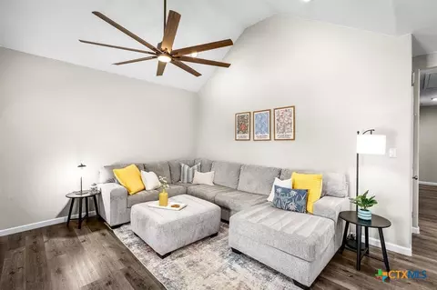 Living - 224 Spruce Ave, Luling, TX 78648 photo 1 of 2