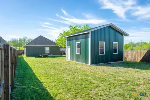 Other - 224 Spruce Ave, Luling, TX 78648 photo 1 of 11