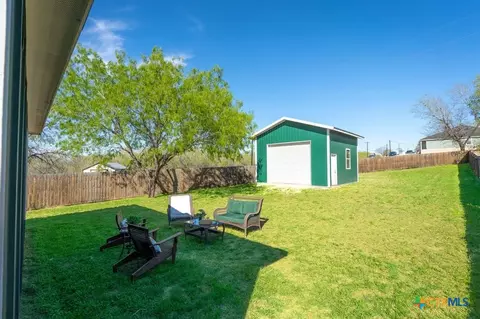 Other - 224 Spruce Ave, Luling, TX 78648 photo 5 of 11