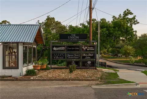209 S Main St, Salado, TX 76571