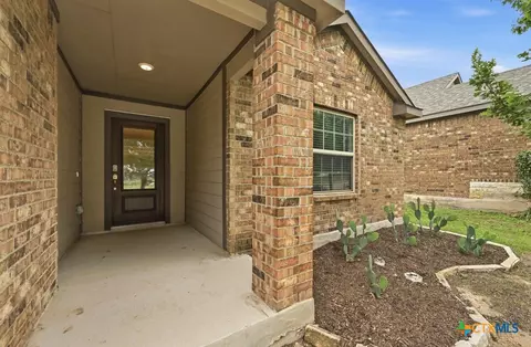 3157 Pinecone Cv, New Braunfels, TX 78130