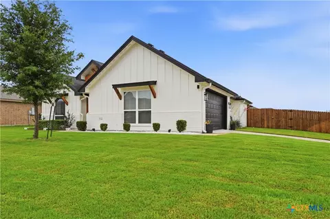 Exterior - 7539 Clyde Dr, Temple, TX 76502 photo 3 of 4