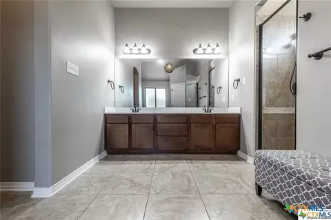 Entry Way - 8401 Split Trail Cv, Temple, TX 76502 photo 3 of 5
