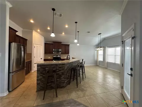 Kitchen - 8401 Split Trail Cv, Temple, TX 76502 photo 1 of 2