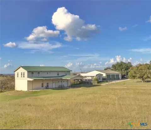 3371 Rathkamp Dreyer Rd, Yoakum, TX 77995