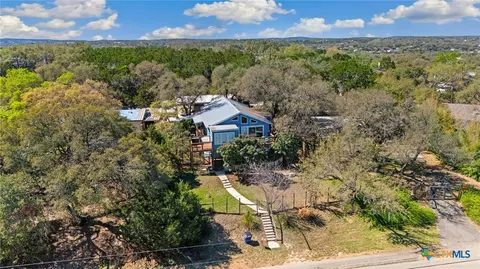 315 N Scenic Loop, Canyon Lake, TX 78133
