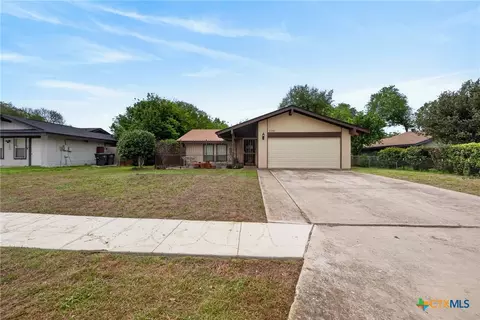 5250 Round Table Dr, San Antonio, TX 78218