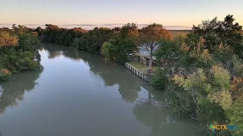 109 River Rd, Tivoli, TX 77990
