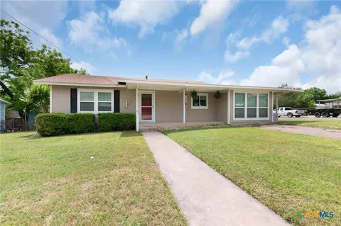 28 Steele St, Lampasas, TX 76550