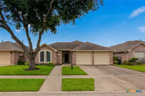 117 Tradewind Dr, Victoria, TX 77904