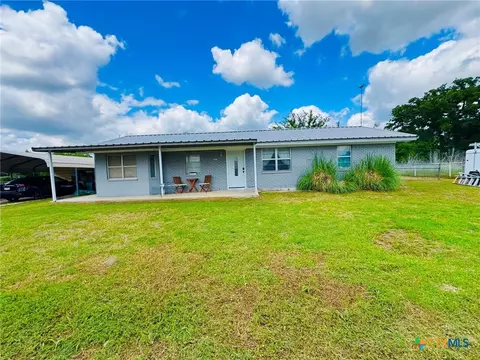 169 County Road 318, Jonesboro, TX 76538