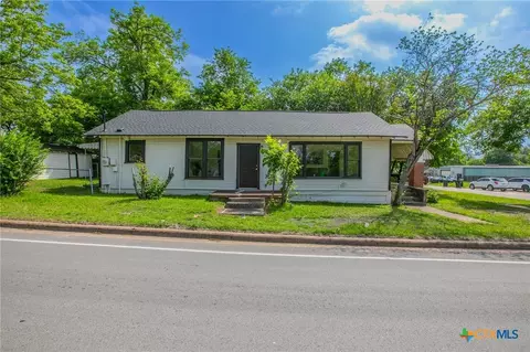 1303 S 15th St, Temple, TX 76504