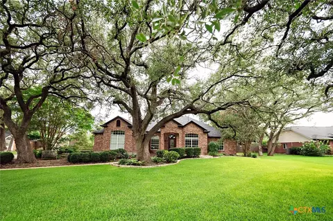 10911 Bridgeport Dr, Temple, TX 76502