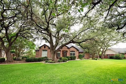 10911 Bridgeport Dr, Temple, TX 76502