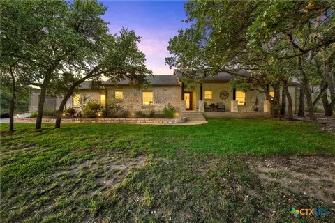 1356 Western Trl, Salado, TX 76571
