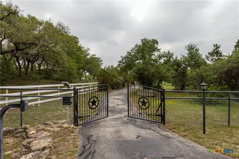 1645 Agarita Dr, Fischer, TX 78623