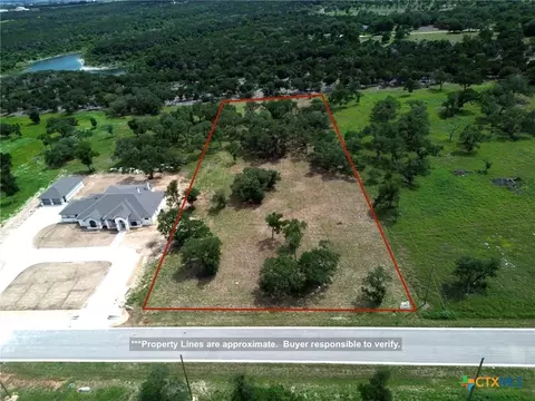 8119 Haley Ct, Salado, TX 76571