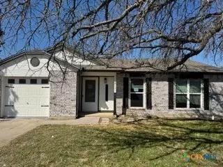 211 Robertstown Rd, Copperas Cove, TX 76522