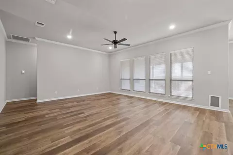 Living - 7225 Touchstone Dr, Temple, TX 76502 photo 1 of 2