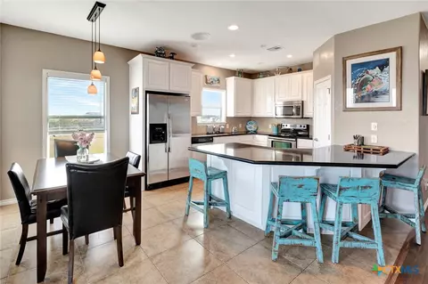 Kitchen - 314 Windswept Dr, Port Lavaca, TX 77979 photo 1 of 4